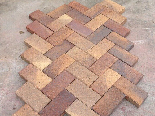 陶土磚和陶瓷透水磚區(qū)別是什么？