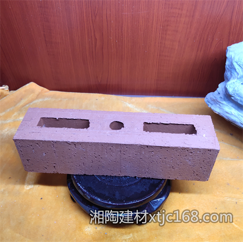 益陽(yáng)市湘陶建筑材料有限公司,益陽(yáng)實(shí)心燒結(jié)磚銷(xiāo)售,古建磚瓦銷(xiāo)售,文化磚哪里好